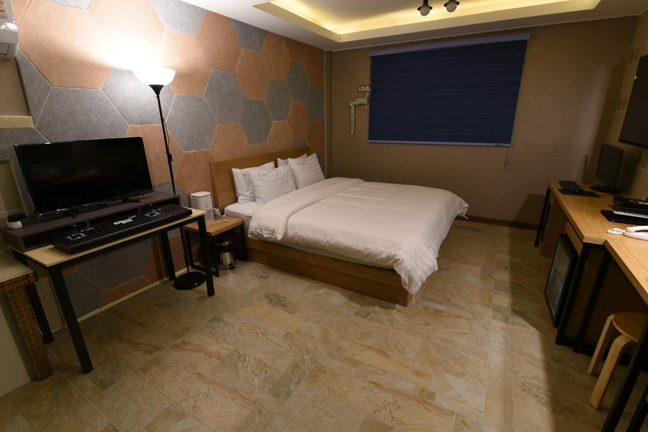 Jecheon Q Motel Kültér fotó
